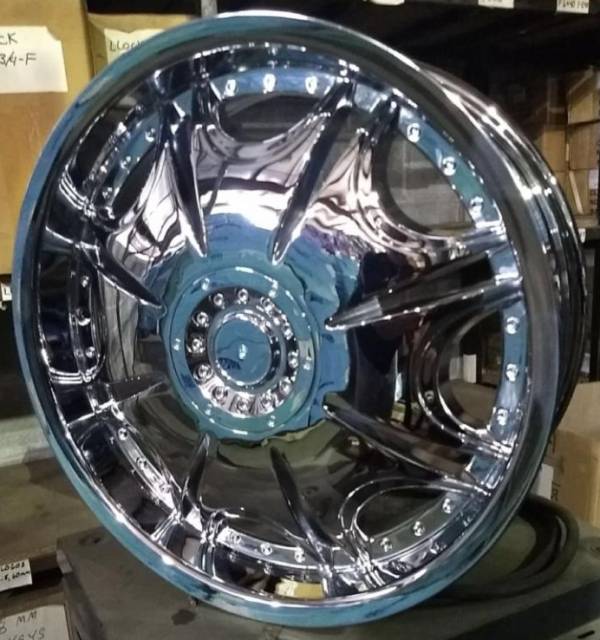 20x7.5 Chrome Wheels on Sale!